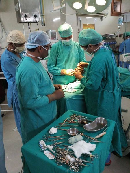 सेरेब्रल पाल्सीच्या मुलांची वैदयकीय तपासणी, शस्त्रक्रिया शिबीर विवेकानंद रुग्नालयात झाले
